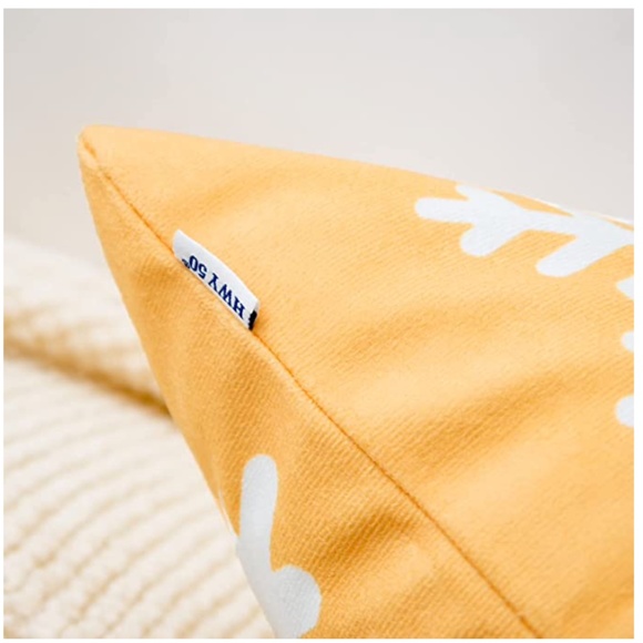 NEW Decorative Yellow Snowflake Throw Pillow Covers 18x18 inch (Set of 2) - Picture 3 of 6